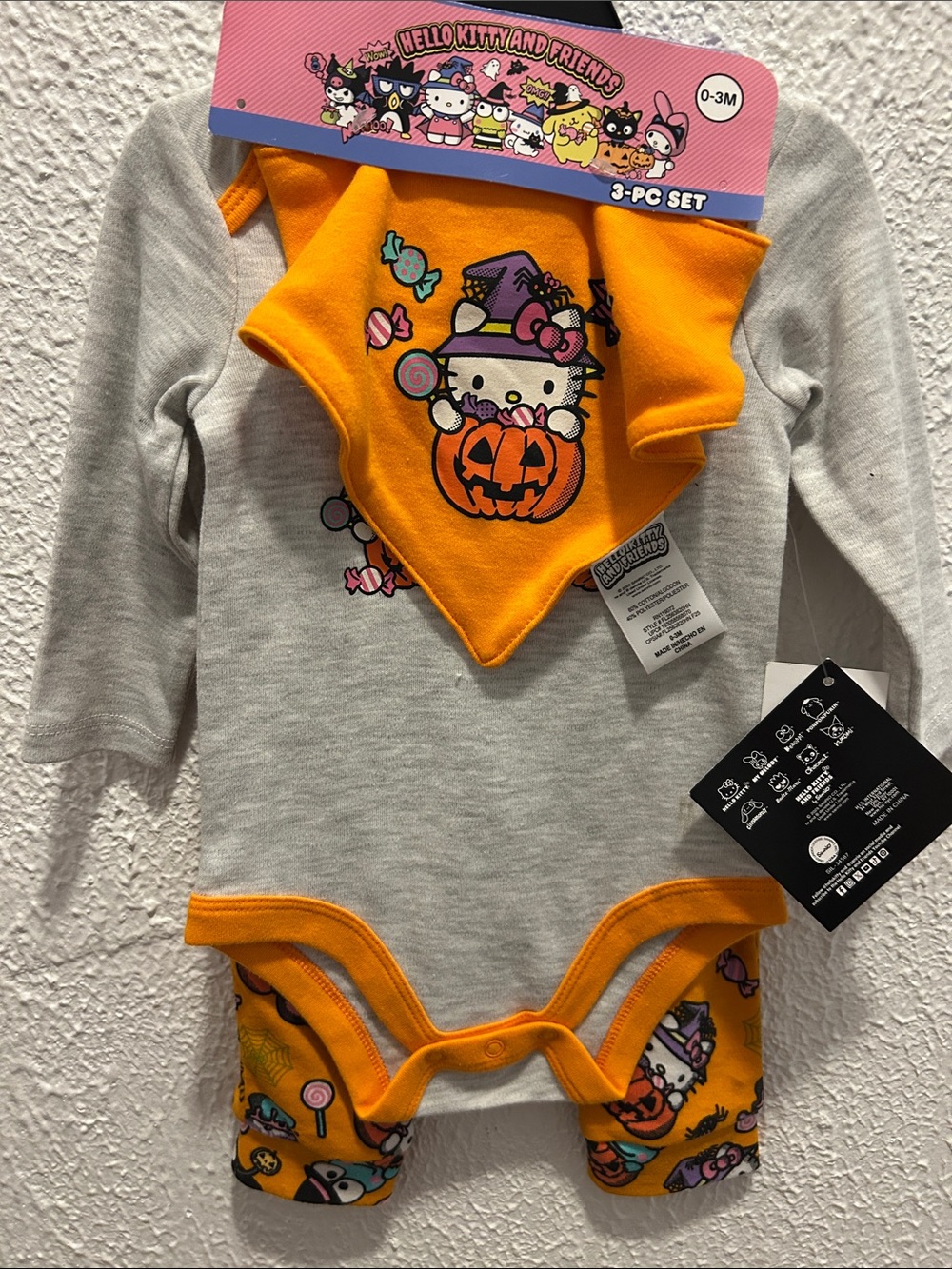 Hello Kitty Orange and Gray Halloween 3-Piece Baby Outfit